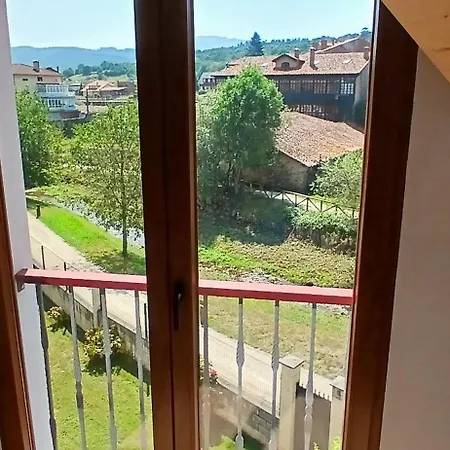 De Salas Albergue Hostel